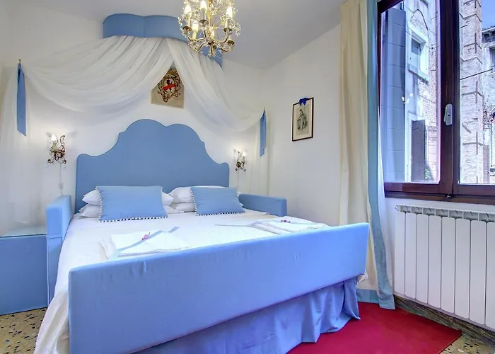 Remigio Marco-canal Apartment Venice