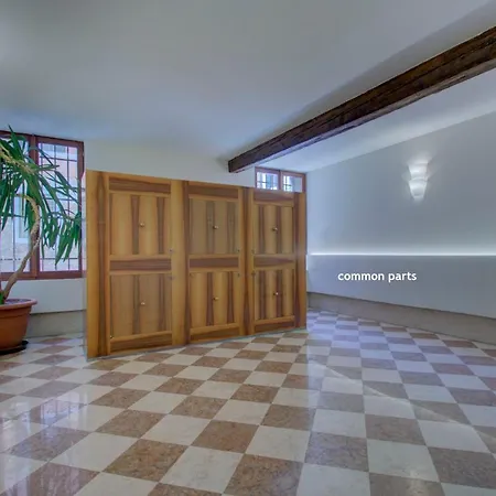 Remigio Marco-canal Apartment